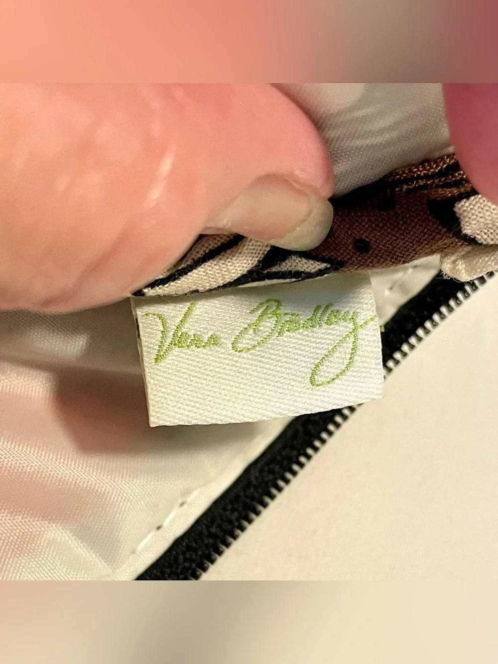 RARE Vera Bradley Mocha Rouge Zippered Cosmetic Bag - Quilted Cotton - 5“ X 7”